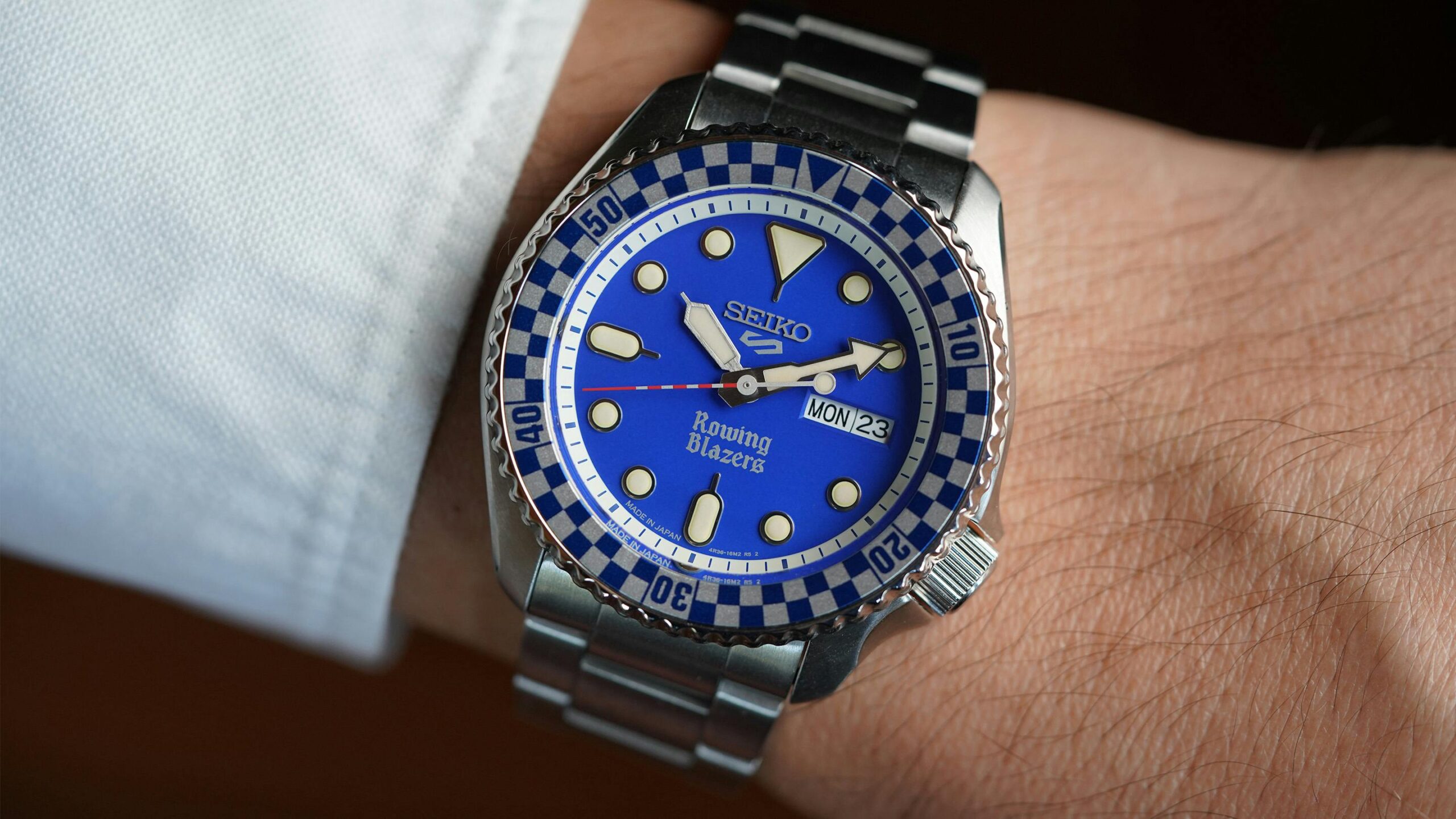 Seiko x Rowing Blazers Rally Diver 2026: How 38mm and 42mm Case Sizing Reshapes Dial Design Logic - view 1 (Hodinkee)